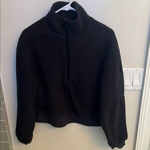 Cozy Black Fleece Pullover ALO size S